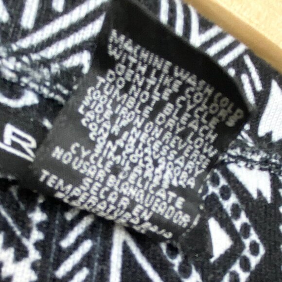 Rouge Collection Women's 3X Black White Aztec Print Long Cardigan Plus Size Boho - Picture 6 of 8